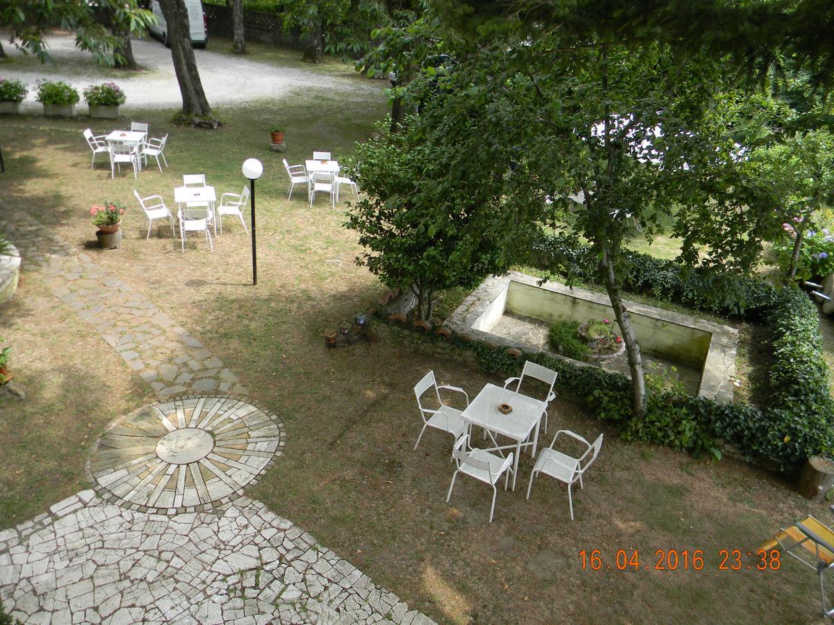 Albergo Ristorante Ragno D'Oro Piancastagnaio Kültér fotó